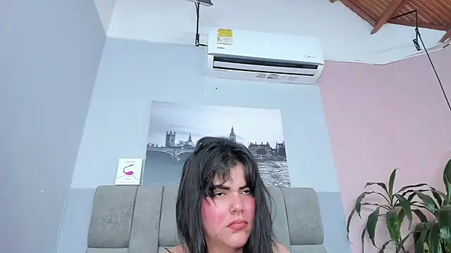 valery_rivers live cam on StripChat