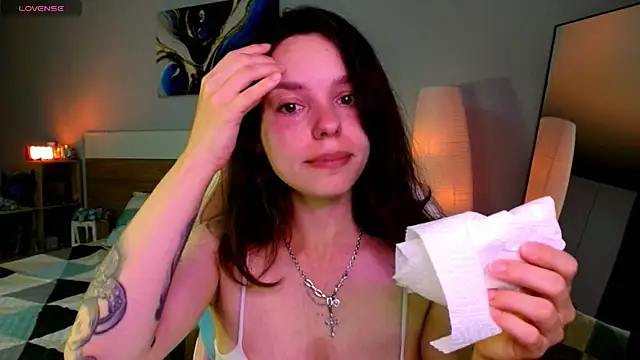 Maya_Campbell live webcam