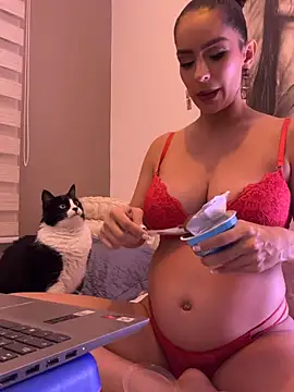 Mau_White live cam