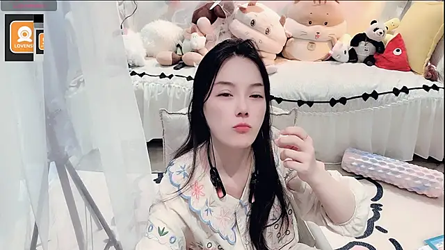 AKiKi711 webcam