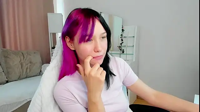 EmilyTrase webcam