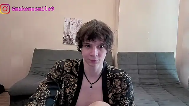 AnthonyCuutie webcam