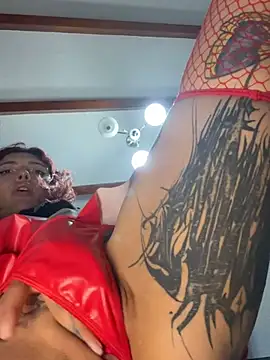 Selena_Rouge1 webcam
