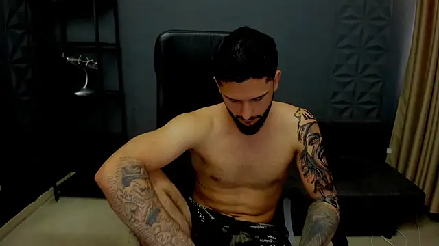 TroyWadee webcam