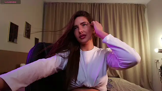 Bella__Kallen webcam
