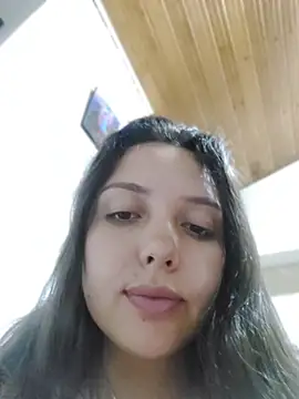 Bella_Karoline webcam