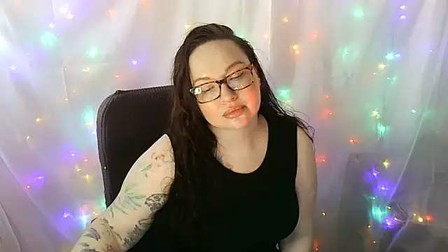Victoria_Marks webcam