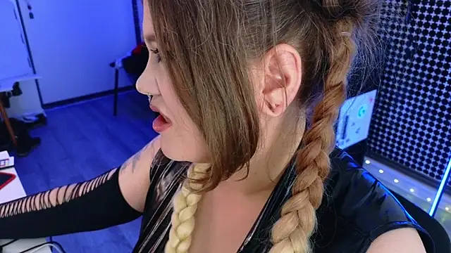 wickedxqueen webcam