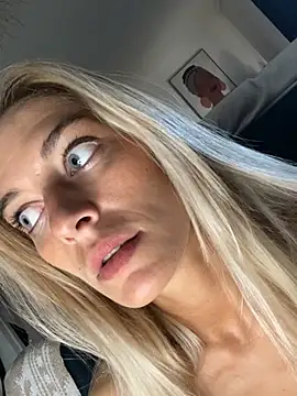 Bellalolahot
