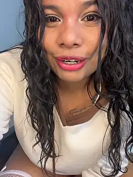 Rashell1_Queen webcam