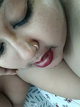hotbhabhi011 live webcam show