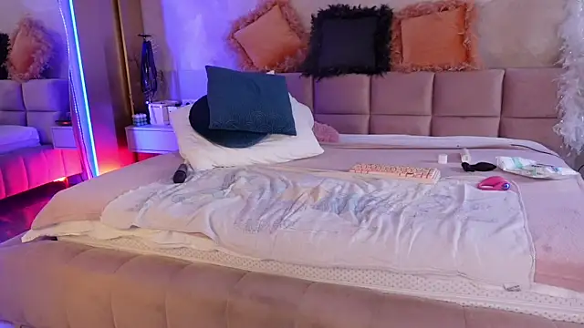 jullyblair (F milf) - 🌶️ Turn Up the Heat