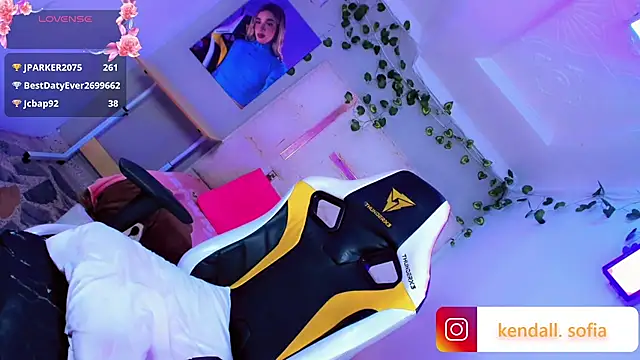 Sophiaa_doll_ webcam