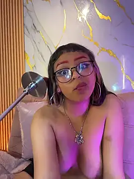Willow_Levine live cam on StripChat