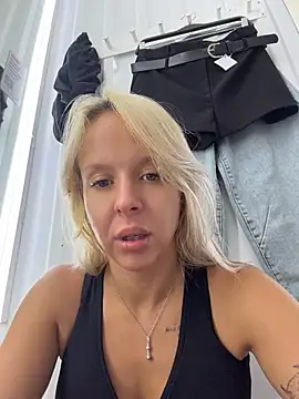 LikaCat live sex cam