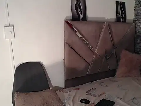 Keily_Tsx1 webcam