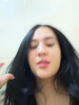 Nina_lovi webcam