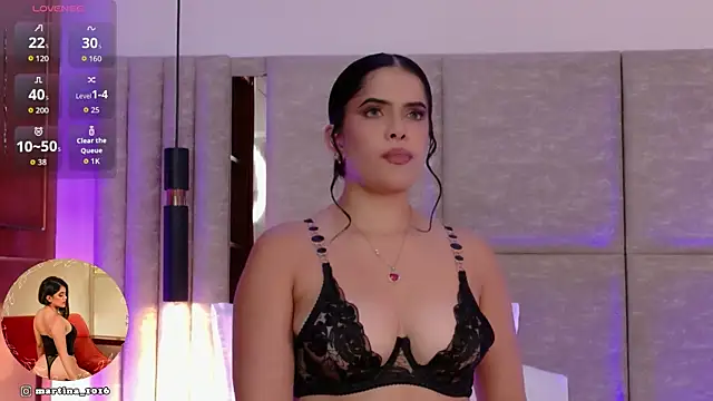 Martina-Roberts- webcam