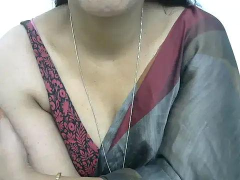 reshmika_reddy live webcam