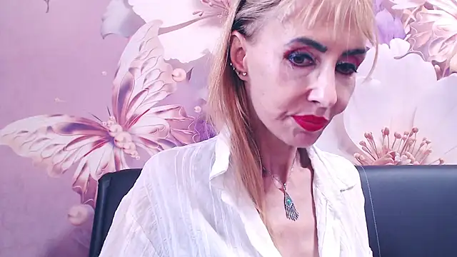 BlondPussy live webcam show