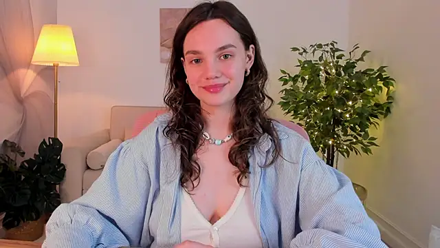 alissamilee (F teen) - change outfit❤