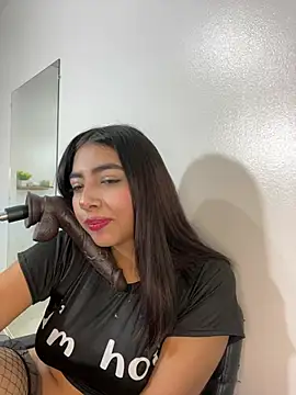 cherry_skinnyy_ webcam