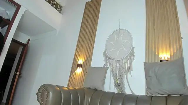 lili_starxoxo webcam