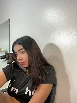 cherry_skinnyy_ webcam