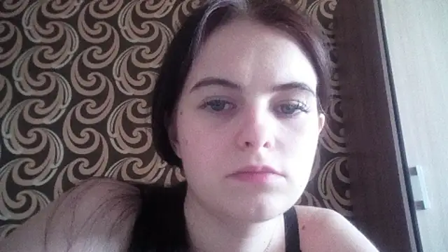 KikiAmino webcam
