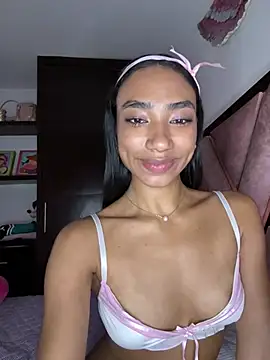 Mia-Lorette webcam