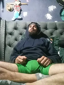 hairy_mannn - Hairy_mannn's free webcam - UK Sex Cams