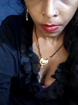 itz_aisha__ - Itz_Aisha__'s free webcam - UK Sex Cams