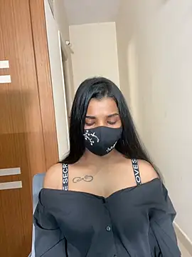 its_ur_flora live webcam show