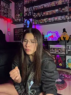 crystal_bunny7 live cam