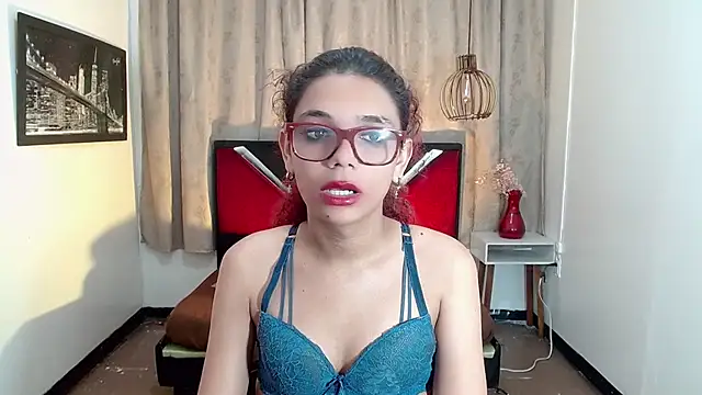 luisa__torres webcam