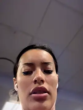 Risky_Workouts live webcam show