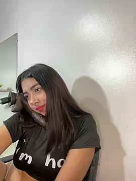 cherry_skinnyy_ webcam