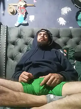 hairy_mannn webcam