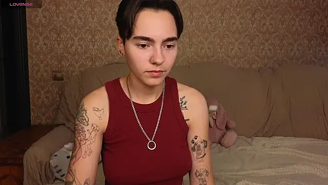 Lilihere_ webcam