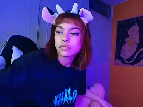 xLilyAngelx_ live cam on StripChat