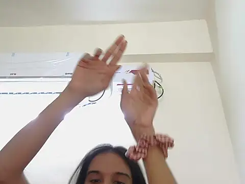 Sugar_mommy98 live cam on StripChat