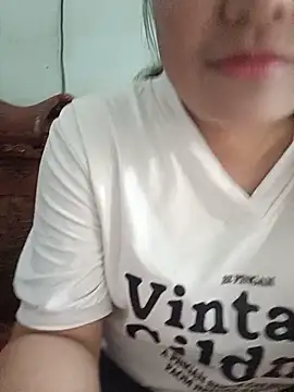 Holy-mi live cam on StripChat