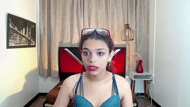 luisa__torres live sex cam