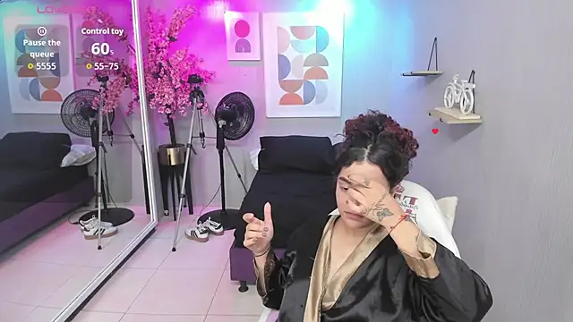 Maggy_t18