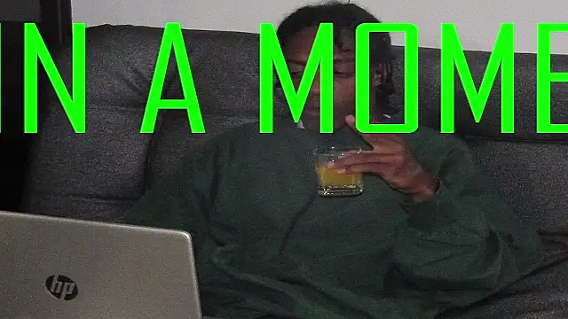 Larry-n-clouds webcam