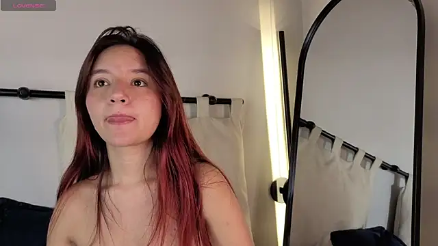 ashly_jones_ webcam