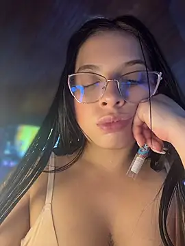 Im_Saraaaa webcam