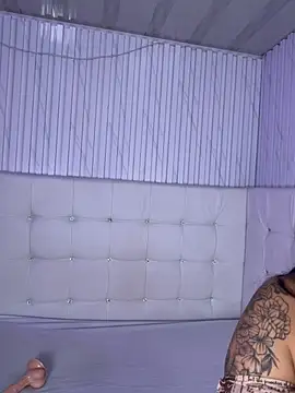 ManuelaVeeleez webcam