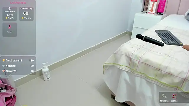Miabloom19_ webcam