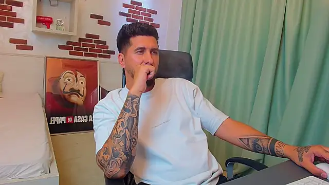 LoganStroud webcam